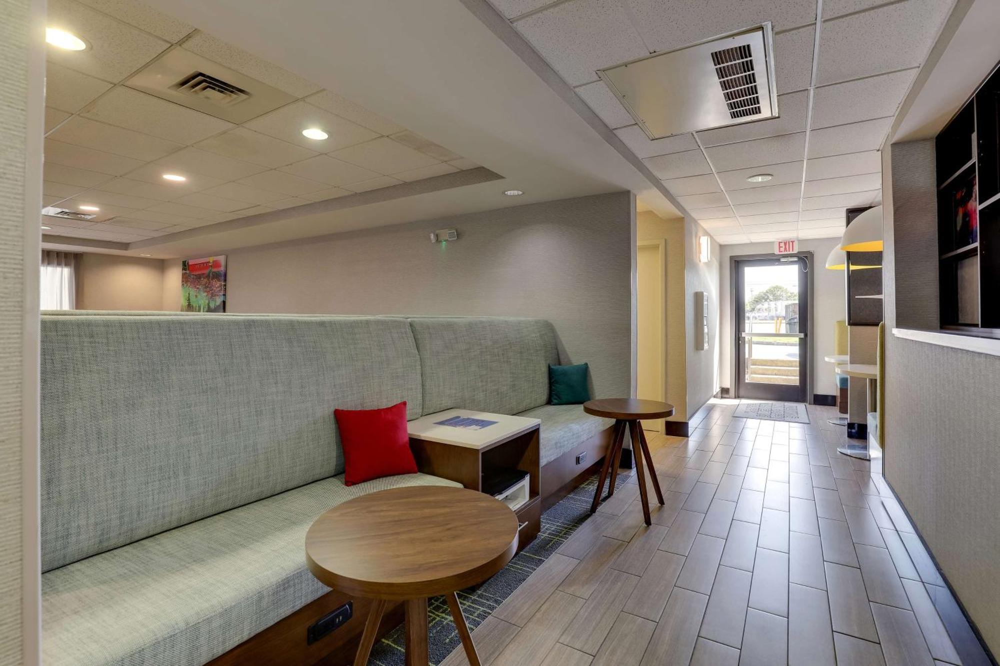 Hampton Inn Cumming Exterior foto